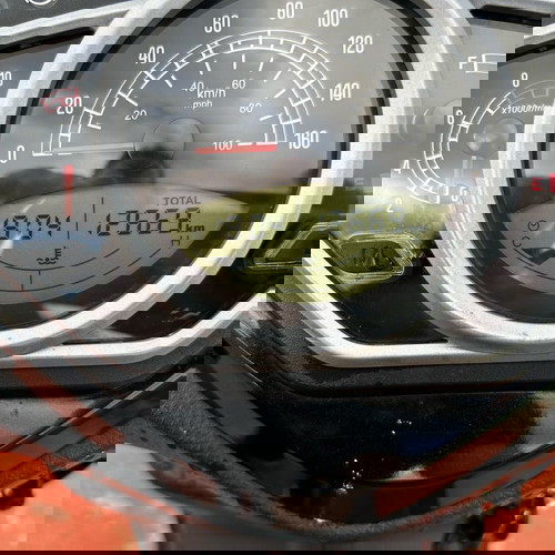 Sym HD 300 2020 σαν καινούργιο, σκούτερ με θύρα USB και αξεσουάρ