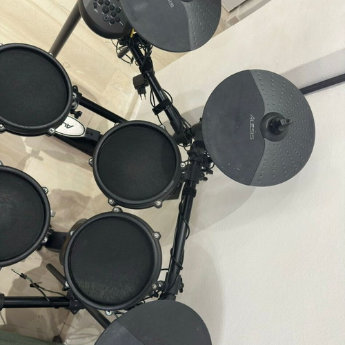 Alesis Nitro Mesh Kit electronic drums like new with Granite stool and special sticks