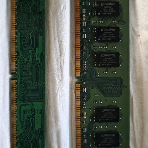 Kingston RAM DDR2 memories 2GB+1GB at 667Mhz like new