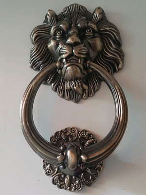 Vintage metal door knocker with lion head new