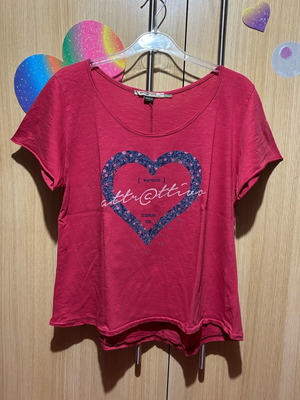 Attrattivo t-shirt like new, red, size M