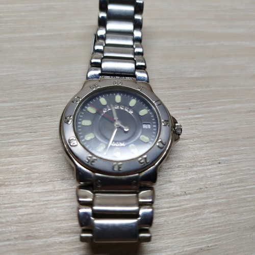 Ellesse unisex watch like new, silver, waterproof 100m