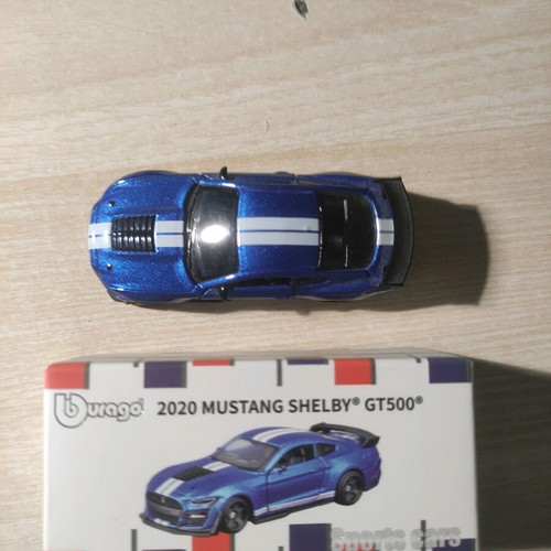 Bburago Mustang Shelby 1:64 new
