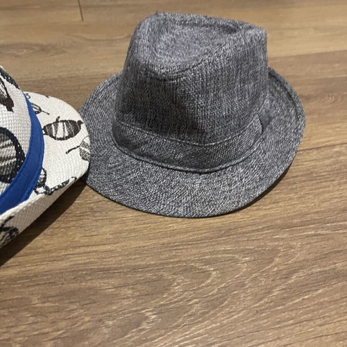 Straw hats for boys like new, set of two, size S