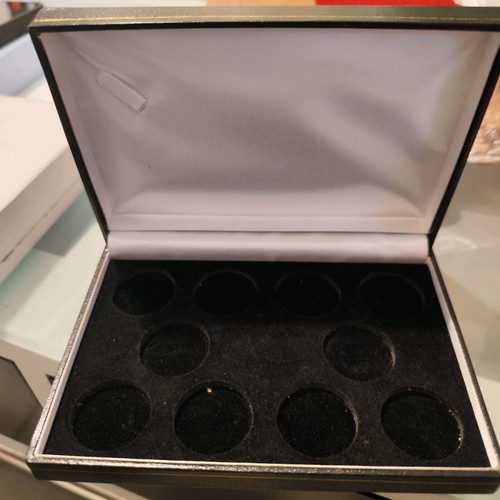 Coin case for 10 pounds used