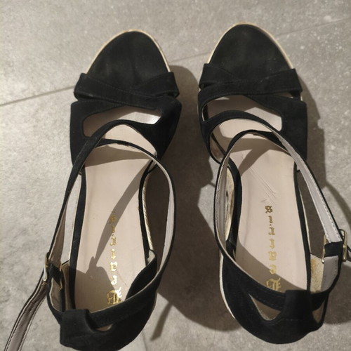 Beatris Black Suede Platform Espadrilles Like New, Size 37