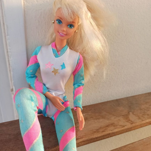 Barbie gymnast 1994 used with Super Gymnast Barbie 1995 outfit and articulated body
