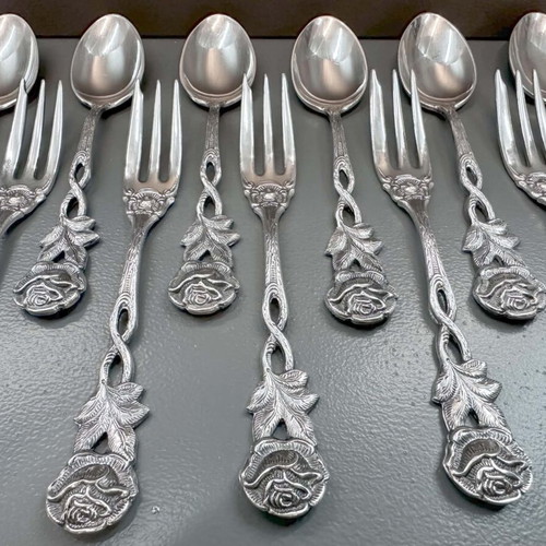 Silver spoons and forks 1000 grade like new, set of 12 pieces