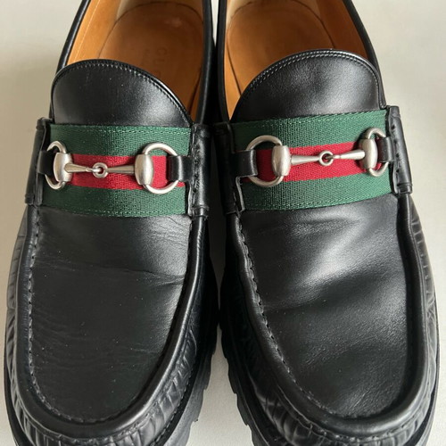 Gucci elegant black leather shoes like new, size 43.5