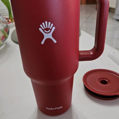 Hydro Flask Thermos 1.1 liters new with sealed straw