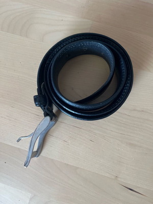 Black belt used, textured, size 135