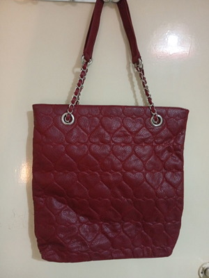 Shoulder bag Avon with hearts, like new, burgundy faux leather