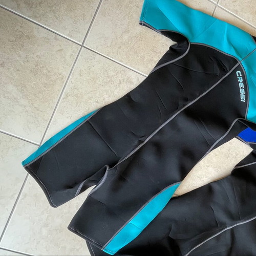 Cressi 2mm women's wetsuit like new