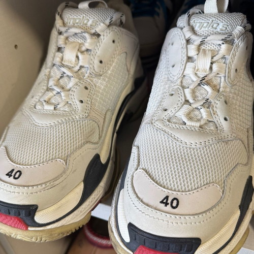 Balenciaga Triple S sneakers size 40 like new, white