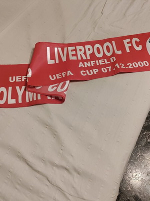 Olympiakos collectible scarf with Liverpool UEFA 2000-01 like new