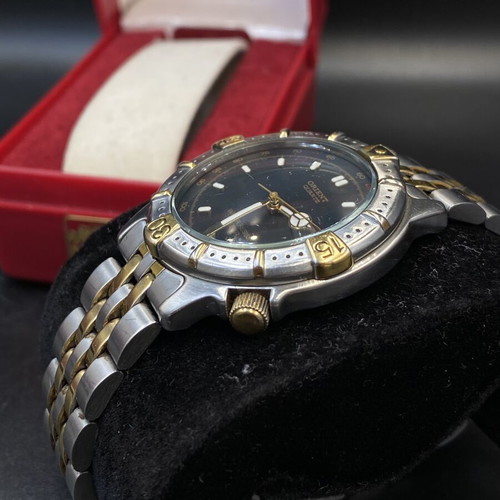 Orient Diver Two-Tone Quartz Watch like new, men's, stainless steel and gold