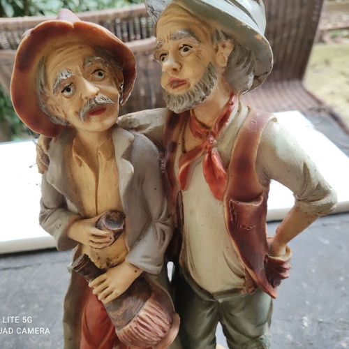 Figurine like new