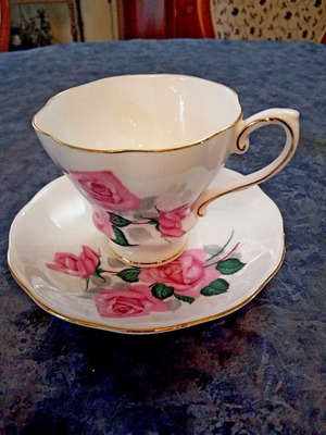 Royal Grafton porcelain cup with pink roses