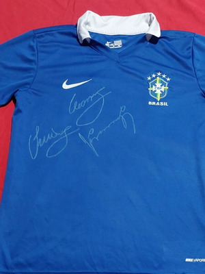 Brazil Signed Vintage Jersey Like New by Leonardo, Luciano, Giovanni