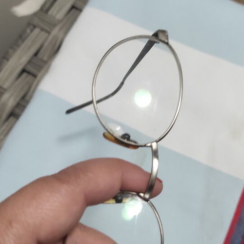 Reporter eyeglasses used, silver color, myopia lenses