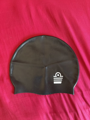 Admiral swimming cap like new, 100% silicone