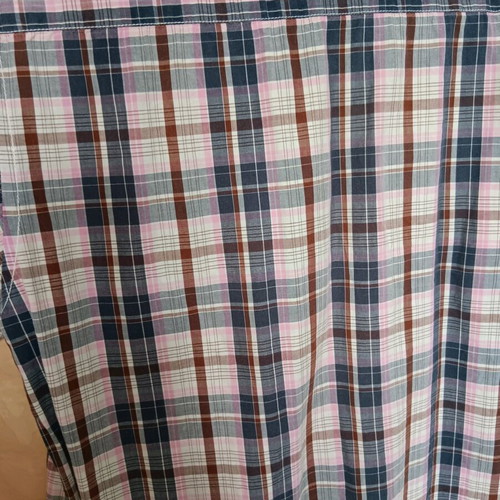 Men's plaid shirt medium like new, multicolor