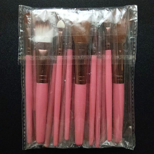 Makeup brush set of 18 new, pink color