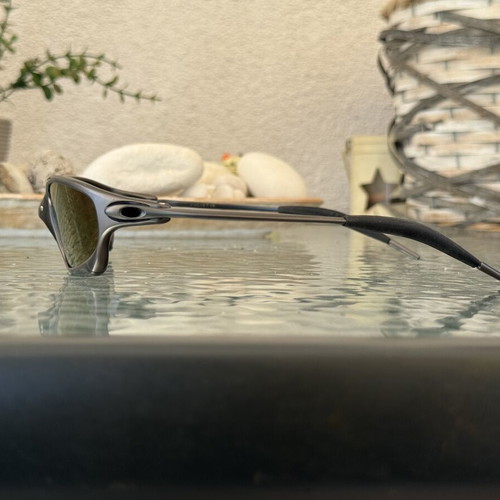 Oakley Juliet X-Metal sunglasses with gold iridium polarized lenses