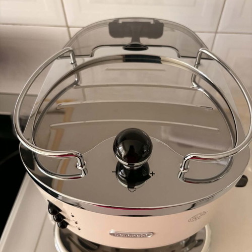DeLonghi Icona Vintage ECO311.W Espresso Coffee Maker 15 Bar