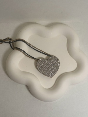Heart necklace like new, gold and silver colors