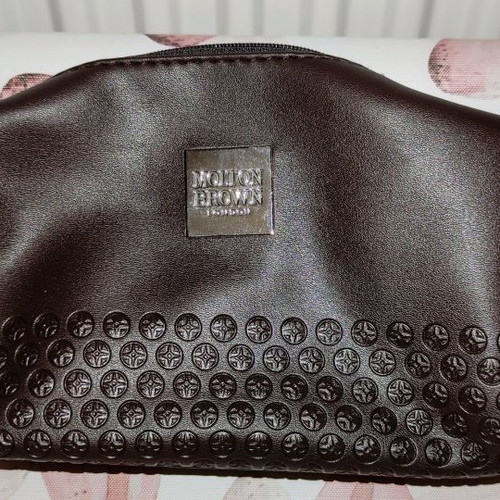 Toiletry bag in brown color like new Turkish Airlines