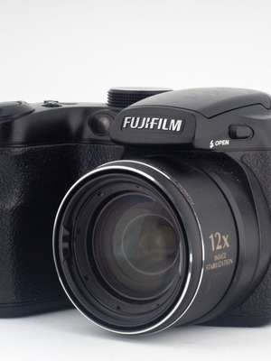 Fujifilm FinePix S1500fd Bridge Digital Camera used