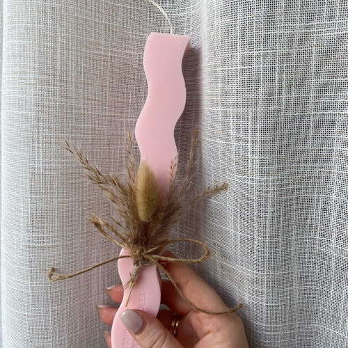 Candle with dried plants new