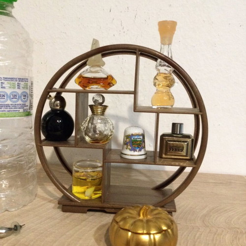 Miniature perfume set like new on shelf
