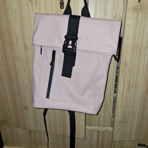 Backpack with safety buckle like new, light pink with multiple pockets