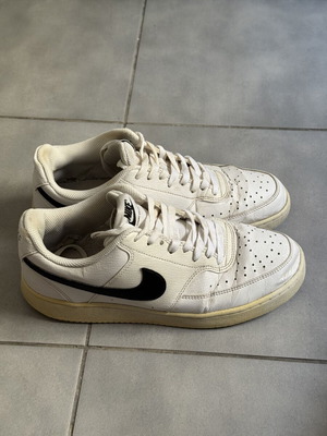 Nike παπούτσια ανδρικά νούμερο 42 μεταχειρισμένα, άσπρα