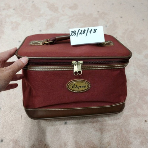 Elyseé vintage cosmetic bag, red wine color, like new