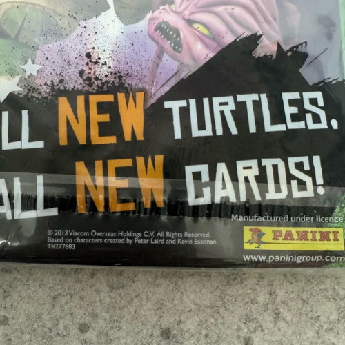 TMNT Teenage Mutant Ninja Turtles Panini Album Starter Pack new