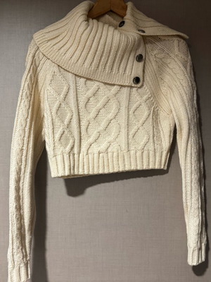 Short sweater like new, beige