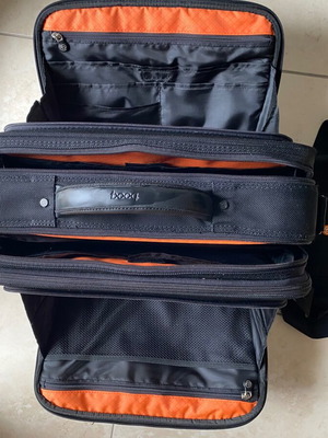 Booq Boa XL laptop bag used up to 15inch black orange