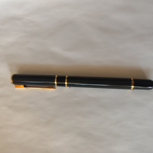 Waterman Laureat Fountain Pen like new, medium nib