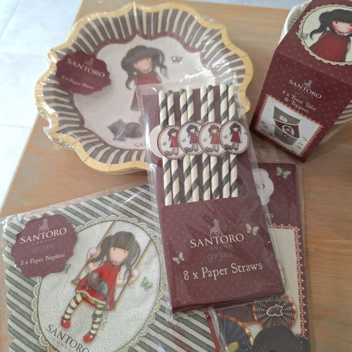 Santoro party supplies new, set of 8 pieces