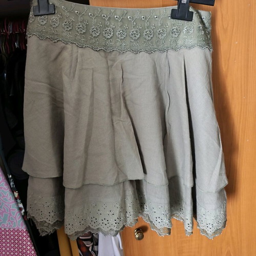 Skirt and shirt set like new, beige and olive, size medium/3