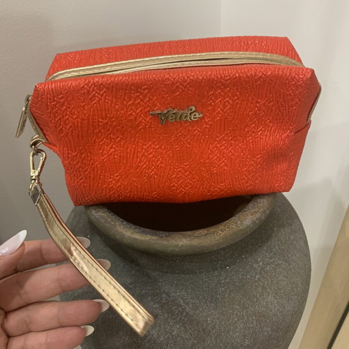 Verde orange toiletry bag like new