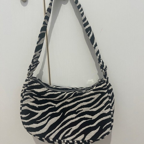 Stradivarius shoulder bag zebra print black white like new