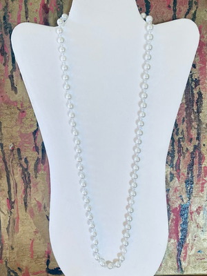 Long handmade necklace with white pearls and crystals, new