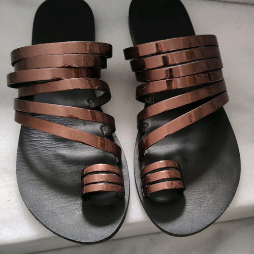 Sandals metallic brown used, size 39