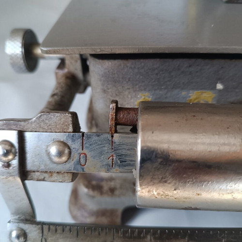Mikro scale with 2 drams used, made in Germany