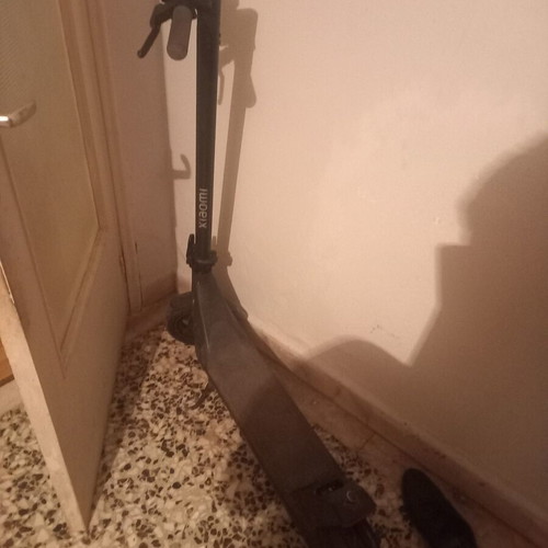 Xiaomi 4 Lite 2Gen and 4 Pro 2Gen electric scooters in very good condition