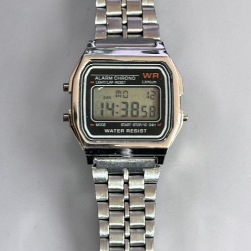 Digital watch like new, silver unisex